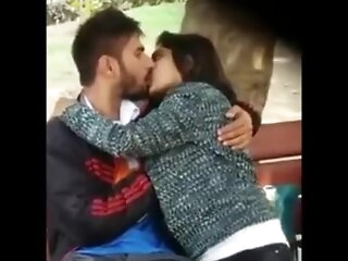 Boyfriend and Girlfriend in park Sex clip