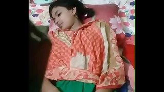 Bonny Bengali Girl Exposing Her Brand-new Pussy